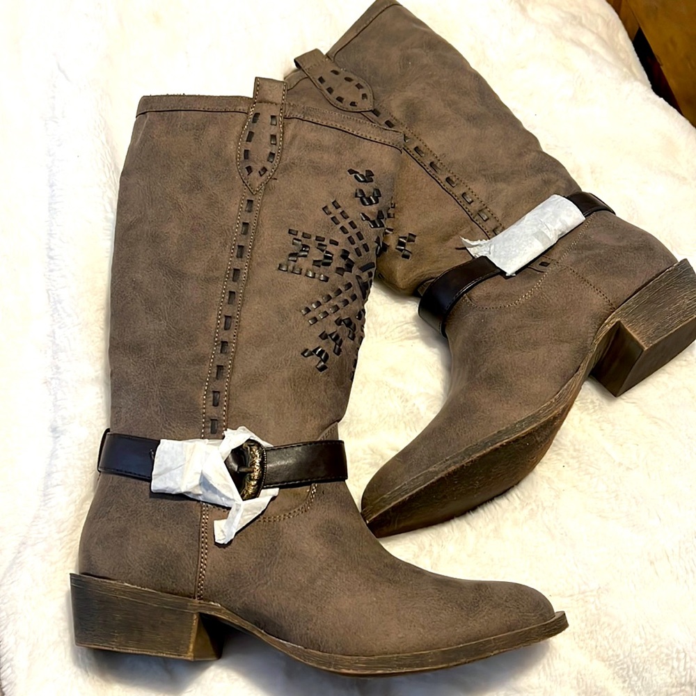Maurices boots NEW